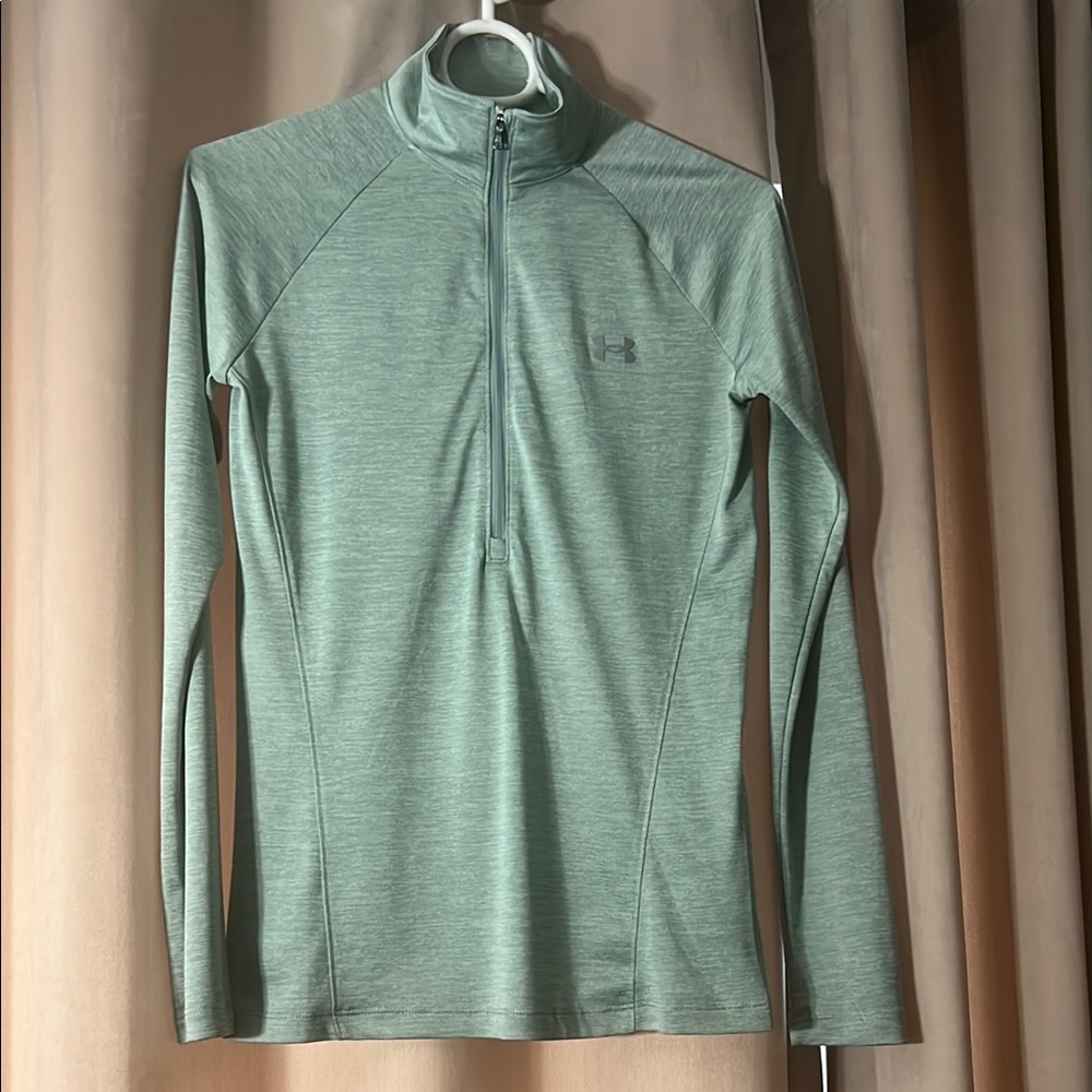 Under Armour Women's Long Sleeve Top